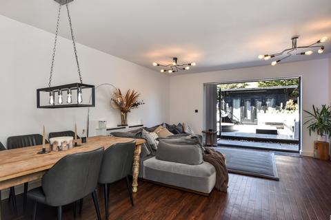 12 Anchor Close, Shoeburyness, Southend-on-sea, SS3 9BZ