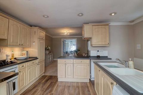 4 bedroom detached house for sale, Holland on Sea CO15