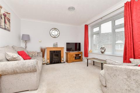 1 bedroom ground floor flat for sale, Henbit Close, Tadworth, Surrey
