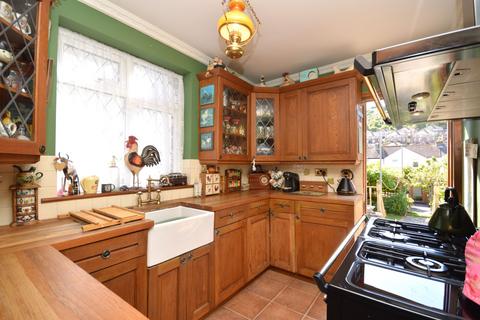 3 bedroom semi-detached house for sale, Folkestone Road, Dover CT17