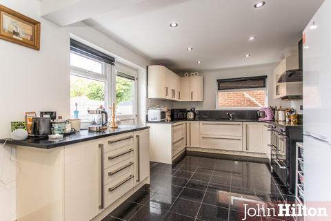 4 bedroom detached bungalow for sale, Burnham Close, Woodingdean, Brighton