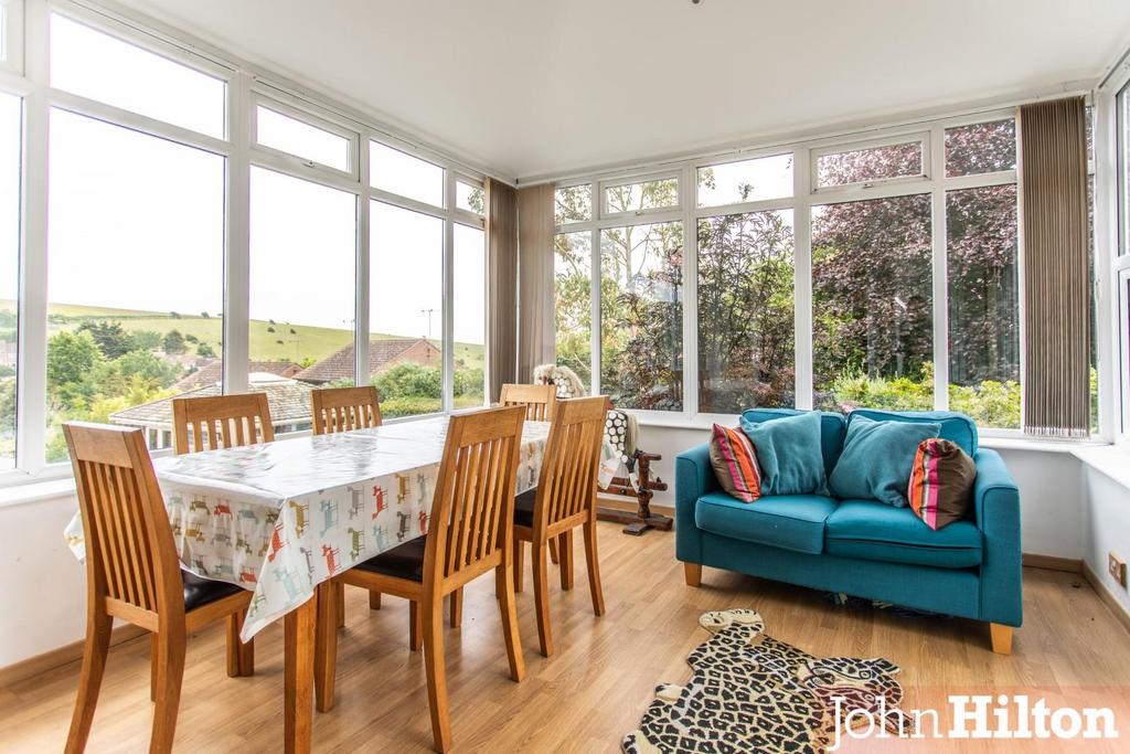 Burnham Close40.jpg