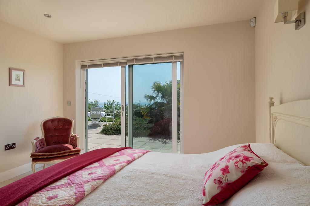 New Street Lodge, Strete, Dartmouth - Bedroom 2