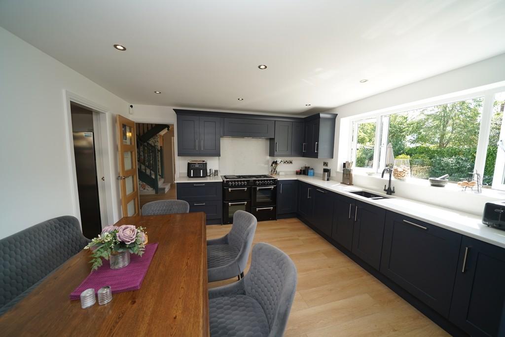 Kitchen Breakfast Room 3