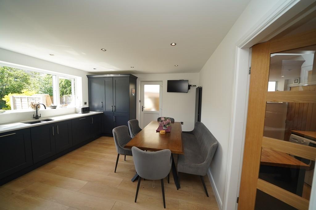 Kitchen Breakfast Room