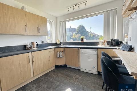 43 Dean Park Drive, Drighlington, Bradford, BD11 1AL