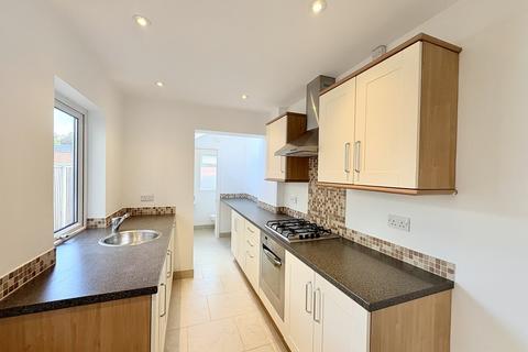 3 bedroom terraced house for sale, Grasmere Street, NOTTINGHAM NG10