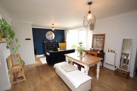 2 bedroom apartment for sale, Thame