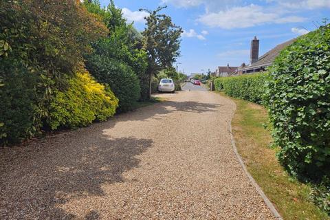 3 bedroom semi-detached house for sale, Seathrift Close, Lee-On-The-Solent, PO13