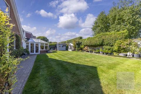 5 bedroom detached house for sale, The Street, Norwich NR8