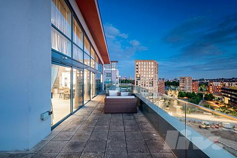 undefined, East Drive, London NW9