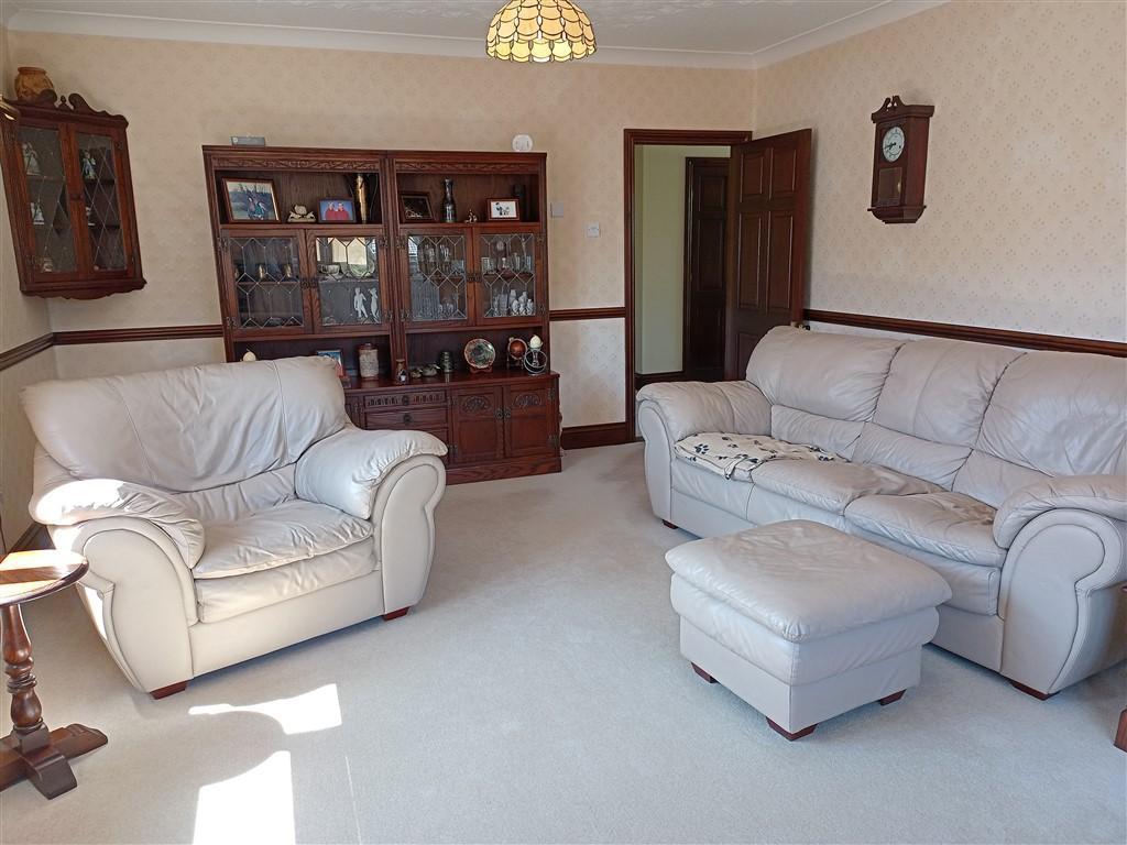 Lounge - View 1