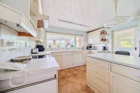 3 bedroom detached house for sale, Ashfield Close, Ashford, Barnstaple