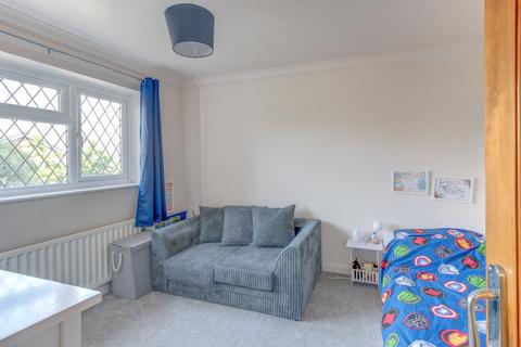 24 Atherstone Close, Redditch, B98 0BD