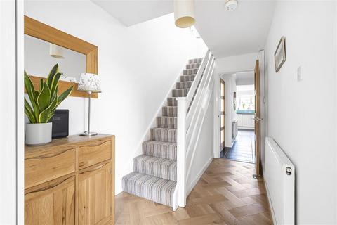 18 Foxs Way, Comberton, Cambridge, CB23 7DL