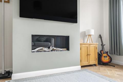 18 Foxs Way, Comberton, Cambridge, CB23 7DL