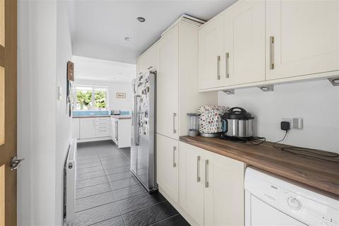 18 Foxs Way, Comberton, Cambridge, CB23 7DL