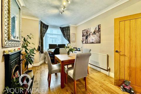 8 Oak Road, Greenhithe, DA9 9DH