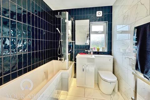 8 Oak Road, Greenhithe, DA9 9DH