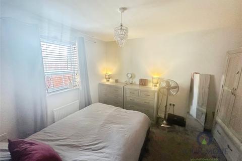 2 bedroom flat for sale, Dionard Drive, Leicester LE19