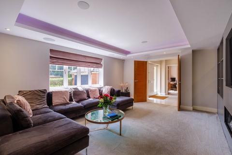 6 Bennett Drive, Sutton Coldfield, B74 4BF