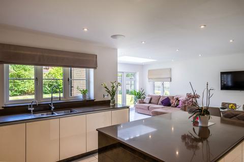 6 Bennett Drive, Sutton Coldfield, B74 4BF