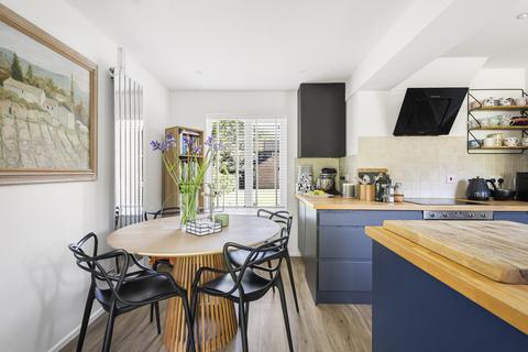15 Ashmead Drive, Hardwick, Cambridge, CB23 7XT