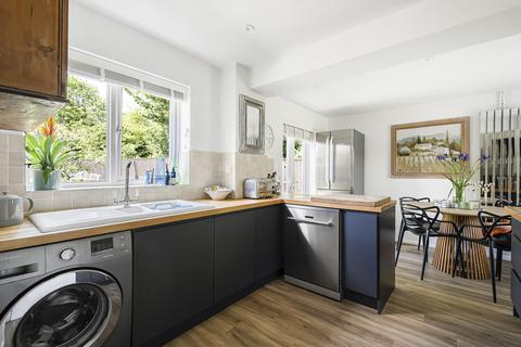 15 Ashmead Drive, Hardwick, Cambridge, CB23 7XT
