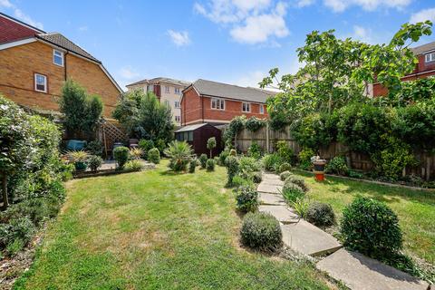 undefined, Central Road, Morden SM4