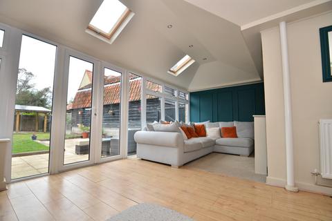 3 bedroom end of terrace house for sale, Great Oakley, Essex
