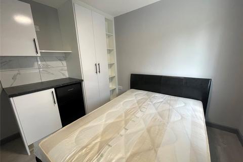 1 bedroom in a house share to rent, Thirlmere Avenue, Tilehurst, Reading, RG30