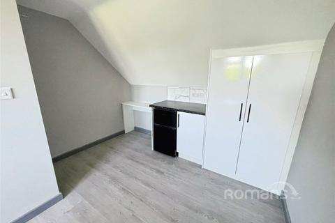 undefined, Thirlmere Avenue, Tilehurst, Reading, RG30