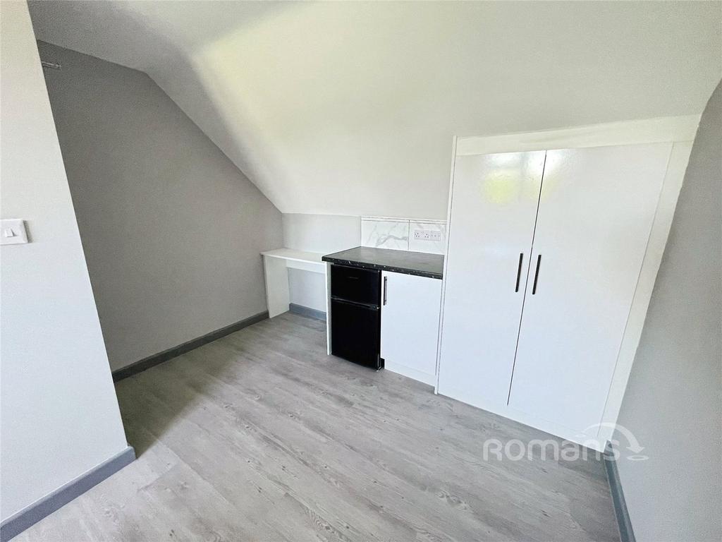 House in Reading - View 2