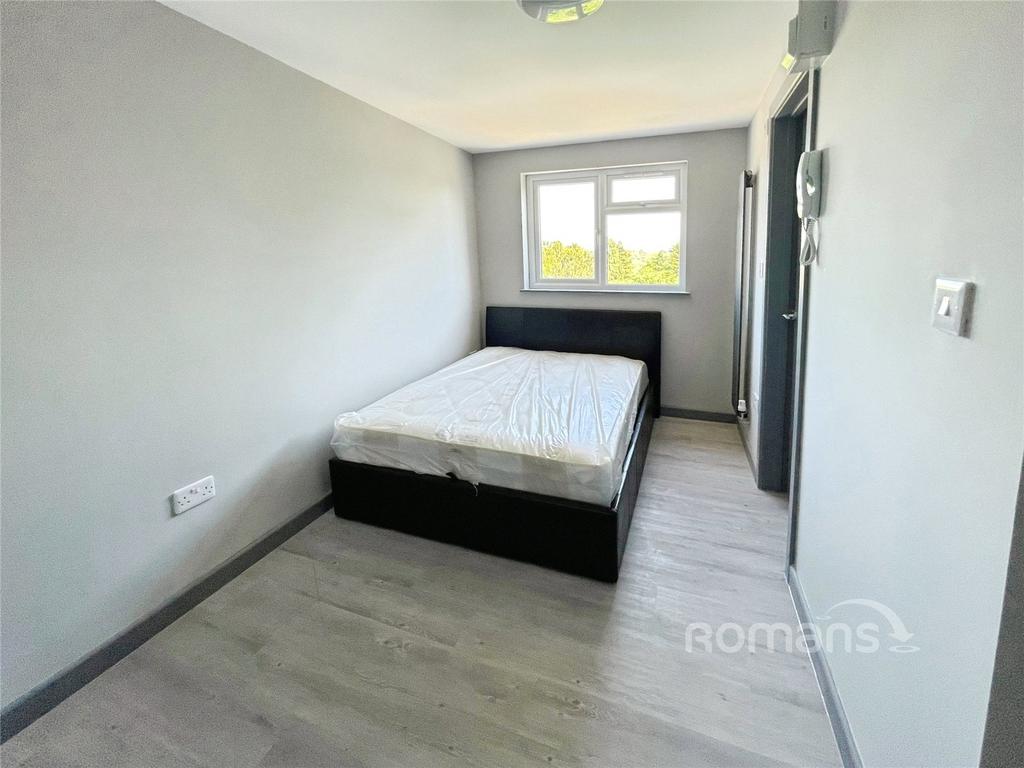 House in Reading - View 3