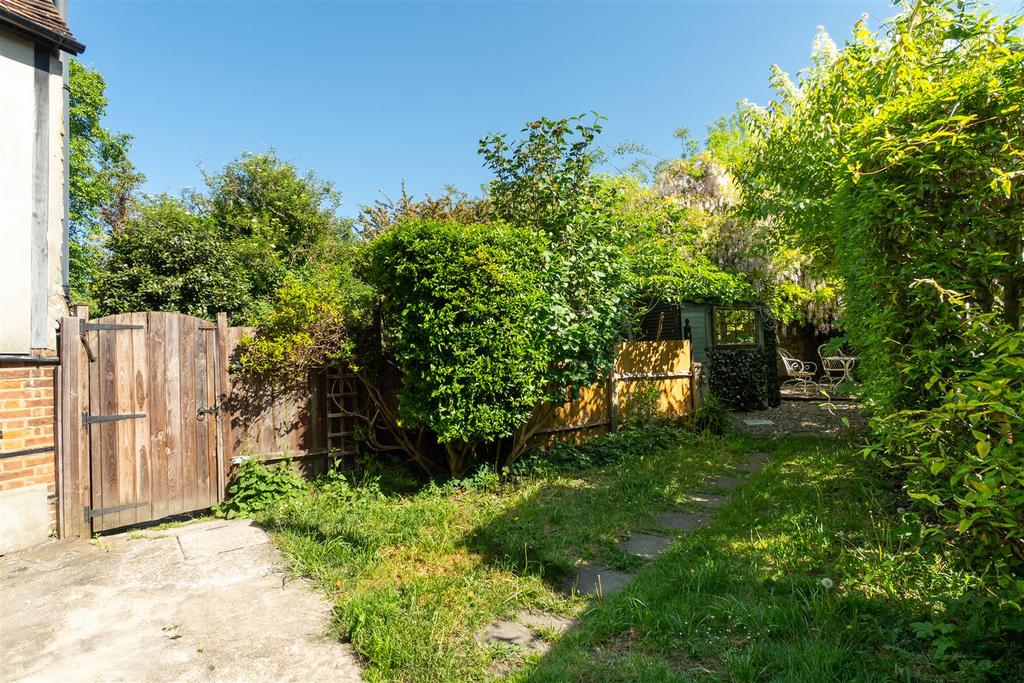 Abbey Gate Cottages, Sandling25.jpg