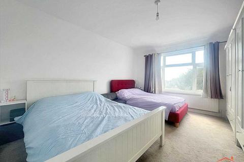 22 Drummond Drive, Stanmore, HA7 3PD