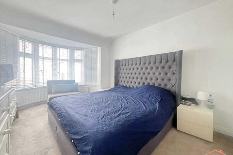 22 Drummond Drive, Stanmore, HA7 3PD