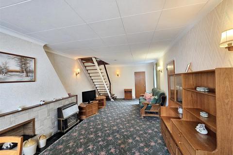 2 bedroom detached house for sale, Park Road, Ryde, PO33 2BG