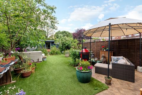 undefined, Lawford Road, Chiswick W4