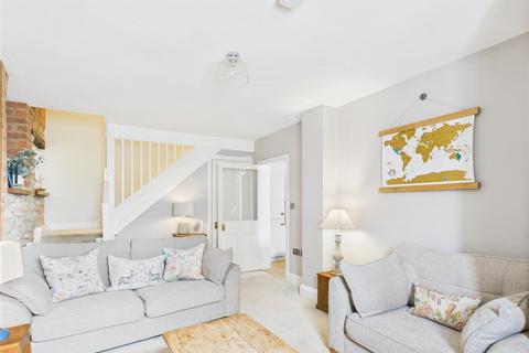 16 Firthland Road, Pickering, YO18 8BZ