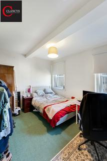 8/6 Dewar Place, Edinburgh, EH3 8ED