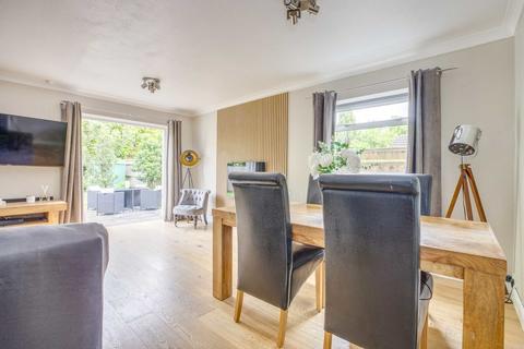 3 bedroom detached house for sale, Pineapple Road, Amersham