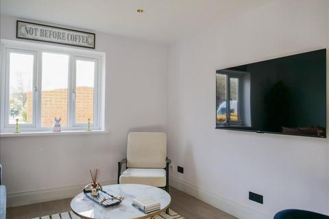 1 bedroom apartment for sale, Canterbury Court, Bromyard Avenue, London, W3