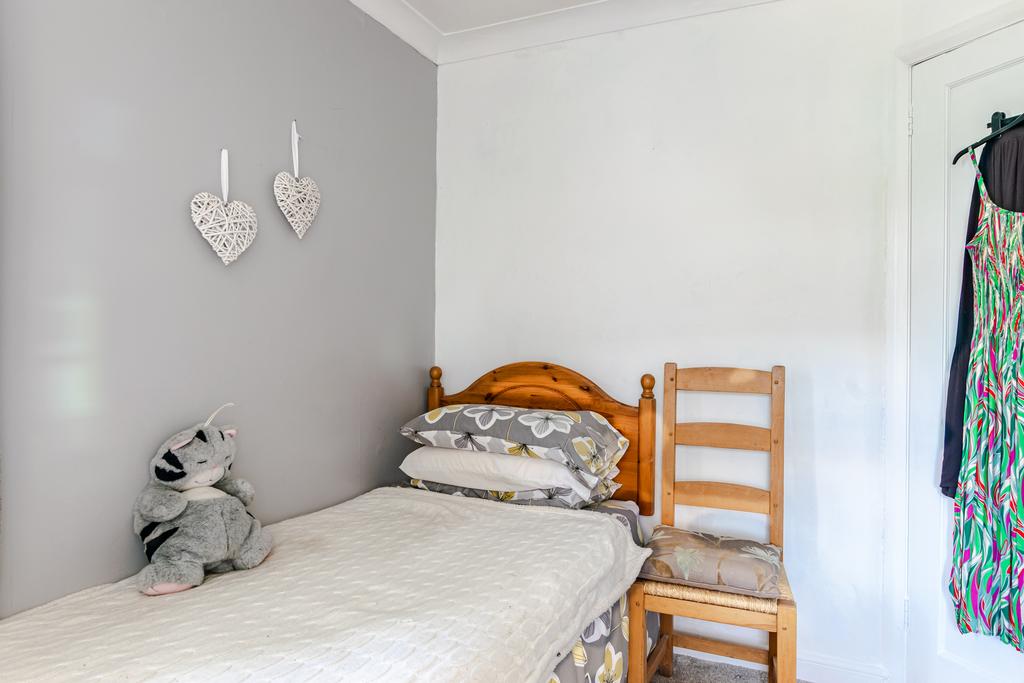 Bedroom3b