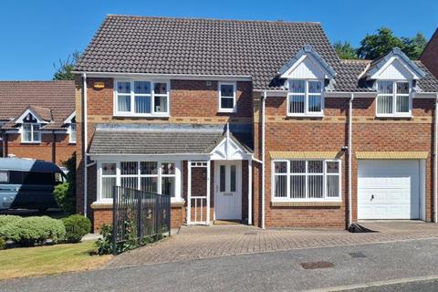 4 bedroom detached house for sale, Castle Court, Castleside, Consett, DH8