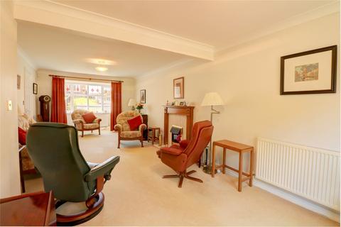 4 bedroom detached house for sale, Castle Court, Castleside, Consett, DH8