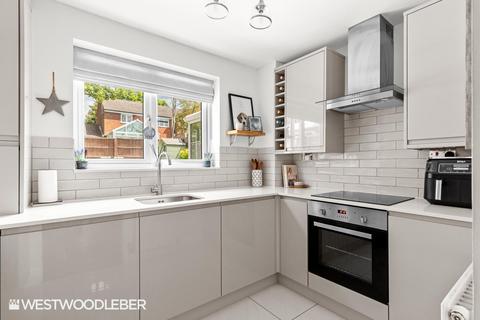 37 Heathgate, Hertford Heath, Hertford, SG13 7PL