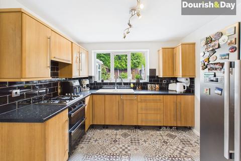 4 bedroom detached house for sale, Brundle Avenue, Stafford ST16