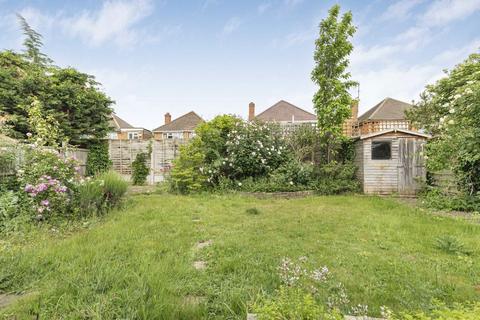 42 Cleves Way, Hampton, TW12 2PL