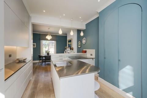 38 Tudor Road, Kingston Upon Thames, KT2 6AS